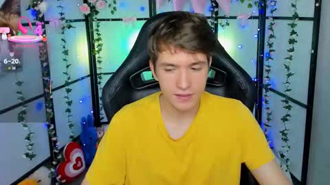 Ethan online show from 09/12/25, 06:02