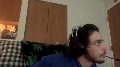 Snapshot of ethb0211 chatting on 04/12/26, 06:46 ethb0211 online show from 04/12/26, 06:46