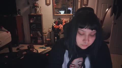 Snapshot of etherealhazy chatting on 12/15/24, 01:24 etherealhazy online show from 12/15/24, 01:24