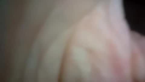 Snapshot of ethereumumm chatting on 10/29/25, 01:13 ethereumumm online show from 10/29/25, 01:13