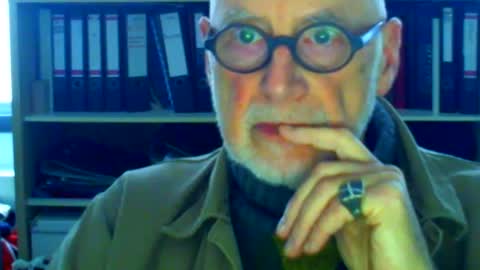 Snapshot of etonne chatting on 01/22/25, 10:18 etonne online show from 01/22/25, 10:18