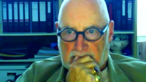 Snapshot of etonne chatting on 09/17/25, 08:05 etonne online show from 09/17/25, 08:05