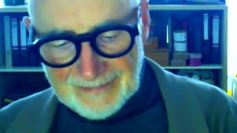 Snapshot of etonne chatting on 10/22/25, 10:15 etonne online show from 10/22/25, 10:15