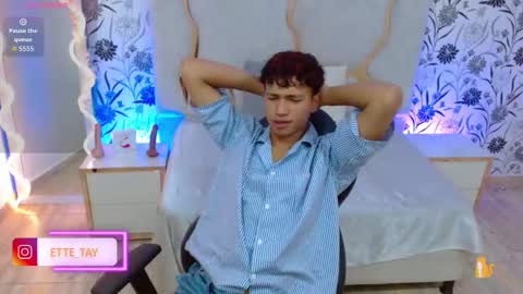 Snapshot of ette_tay chatting on 09/26/25, 02:37 ette online show from 09/26/25, 02:37