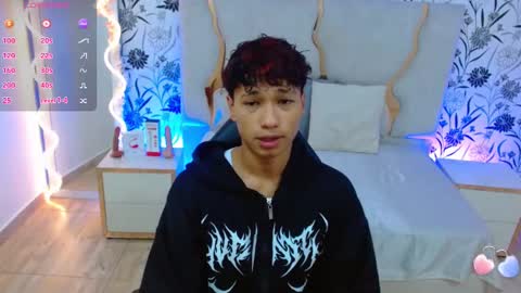 Snapshot of ette_tay chatting on 09/28/25, 03:12 ette online show from 09/28/25, 03:12