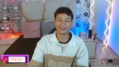 Snapshot of ette_tay chatting on 11/10/25, 03:05 ette online show from 11/10/25, 03:05