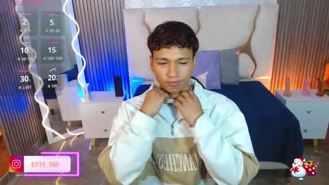 Snapshot of ette_tay chatting on 11/20/25, 03:18 ette online show from 11/20/25, 03:18