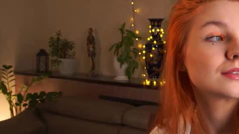 Lillie here and its my first day online show from 11/08/25, 12:05