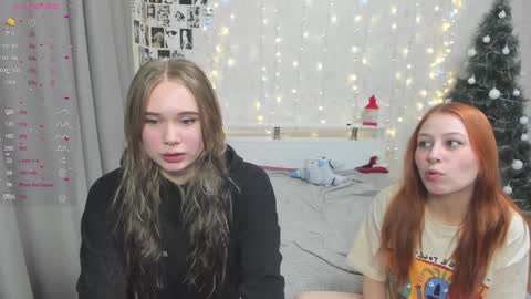 Snapshot of eumomino chatting on 01/14/25, 04:18 Veronica Tiia Lilith left to right online show from 01/14/25, 04:18