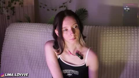 Snapshot of euphoria_girls chatting on 12/20/25, 05:20 check about me online show from 12/20/25, 05:20