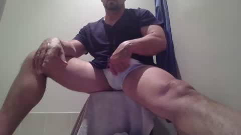 Snapshot of eurobullmuscle chatting on 04/14/26, 03:29 euro bull online show from 04/14/26, 03:29