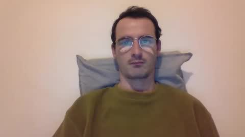 Snapshot of europe_bang chatting on 01/06/25, 12:05 Andrea online show from 01/06/25, 12:05