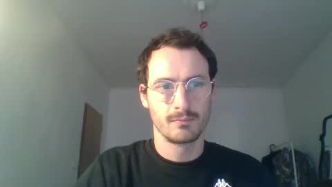 Snapshot of europe_bang chatting on 01/19/25, 12:28 Andrea online show from 01/19/25, 12:28