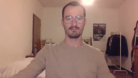 Snapshot of europe_bang chatting on 11/13/25, 06:29 Andrea online show from 11/13/25, 06:29