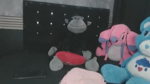 Snapshot of eva_06 chatting on 03/20/26, 10:36 eva_06 online show from 03/20/26, 10:36