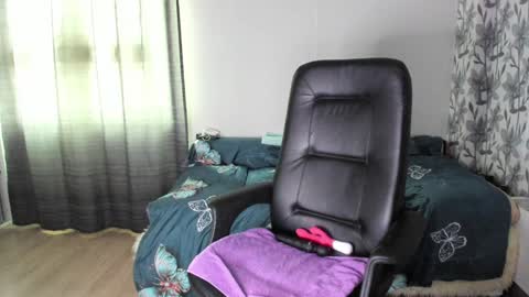 Eva online show from 12/03/24, 04:25