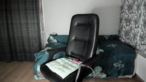 Eva online show from 12/24/24, 01:16