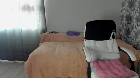 Eva online show from 02/25/26, 08:24