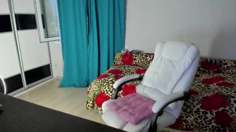 Eva online show from 07/08/26, 08:46
