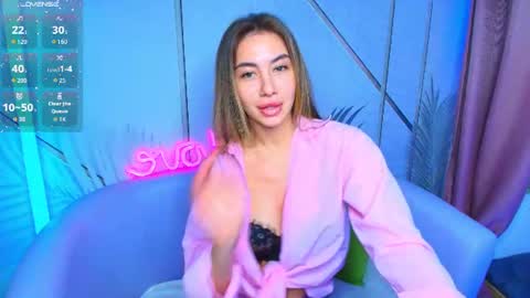 Snapshot of eva__morris chatting on 06/11/26, 02:11 Eva online show from 06/11/26, 02:11