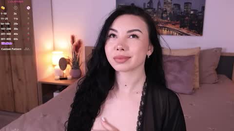 Snapshot of eva__si chatting on 03/16/26, 07:23 Eva online show from 03/16/26, 07:23