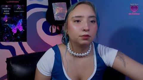 Iris Smile  independent model online show from 10/02/25, 12:06