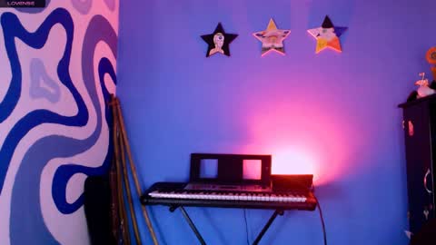 Snapshot of eva_brooks1 chatting on 04/11/26, 10:03 Iris Smile independent model online show from 04/11/26, 10:03