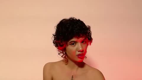 Eva  online show from 12/16/25, 09:47