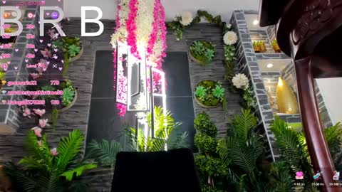 Snapshot of eva_coluccy chatting on 02/04/25, 12:08 EVA COLUCCY online show from 02/04/25, 12:08