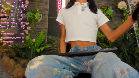 Snapshot of eva_coluccy chatting on 02/06/25, 11:58 EVA COLUCCY online show from 02/06/25, 11:58