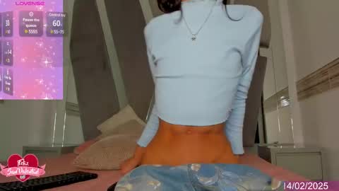 Snapshot of eva_coluccy chatting on 02/14/25, 01:51 EVA COLUCCY online show from 02/14/25, 01:51