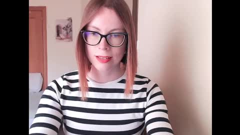 Snapshot of eva_cutesmile chatting on 05/11/26, 04:04 Eva online show from 05/11/26, 04:04