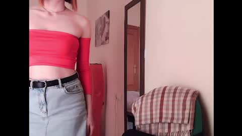 Snapshot of eva_cutesmile chatting on 05/22/26, 02:44 Eva online show from 05/22/26, 02:44