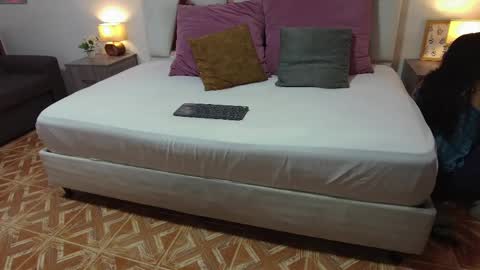 EVA DAEMON  online show from 02/26/25, 11:30