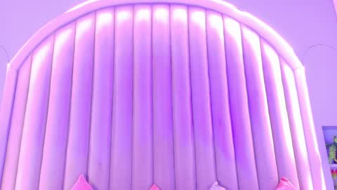 EVA DAEMON  online show from 04/10/26, 11:48