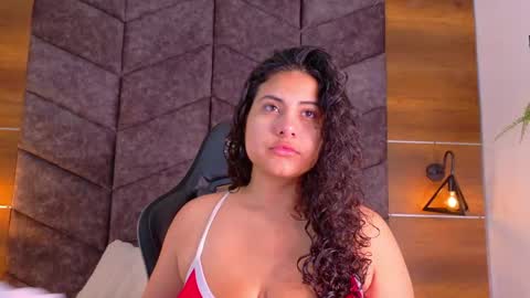 Snapshot of eva_daemon chatting on 05/01/26, 10:42 EVA DAEMON online show from 05/01/26, 10:42