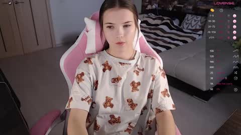 Eva online show from 02/11/25, 10:48