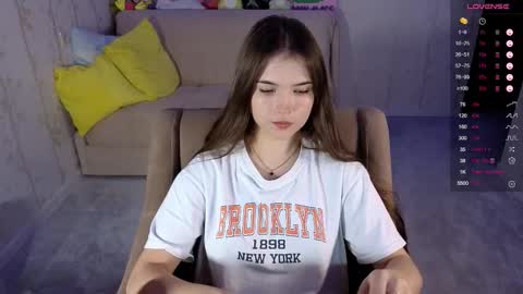 Eva online show from 10/22/25, 01:55