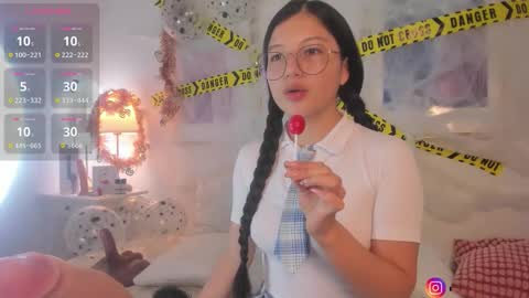 Evaa Depp online show from 10/31/25, 03:35