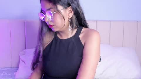 Snapshot of eva_elfie_1 chatting on 04/07/26, 04:07 Eva online show from 04/07/26, 04:07