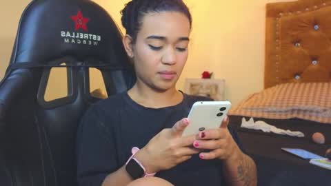 Eva Foxs  online show from 11/22/25, 01:26