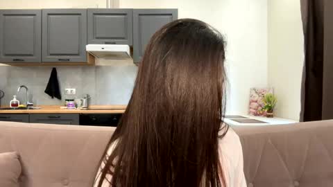 Eva online show from 04/13/26, 08:31