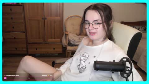 Snapshot of eva_katt chatting on 01/15/25, 10:49 Gamer Katt online show from 01/15/25, 10:49