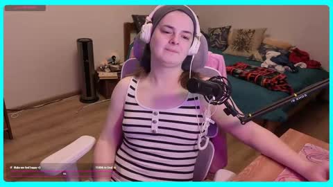 Snapshot of eva_katt chatting on 05/30/26, 01:19 Gamer Katt online show from 05/30/26, 01:19