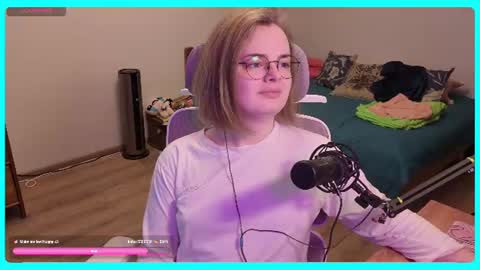 Snapshot of eva_katt chatting on 07/27/26, 12:23 Gamer Katt online show from 07/27/26, 12:23