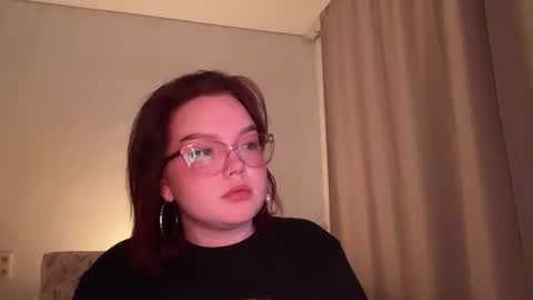 eva_kittenn online show from 02/12/26, 02:56