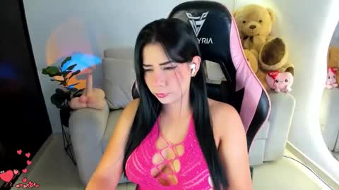 Snapshot of eva_lee18 chatting on 03/19/26, 06:50 Eva online show from 03/19/26, 06:50