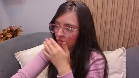 Angelinne online show from 12/22/24, 03:33