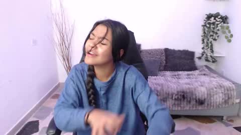 Eva  online show from 01/08/26, 08:11