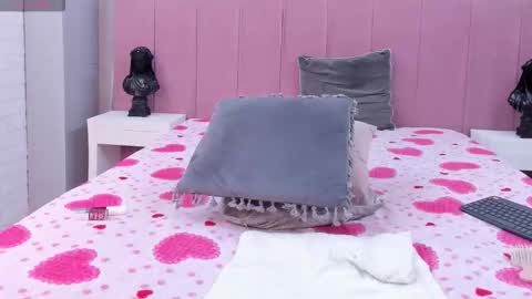 Eva online show from 02/14/26, 11:18